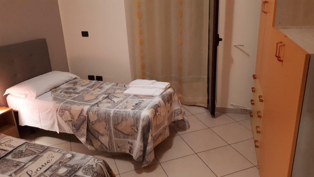 Grotte  Casa Vacanza "La Chiazza Di Grutti" מראה חיצוני תמונה